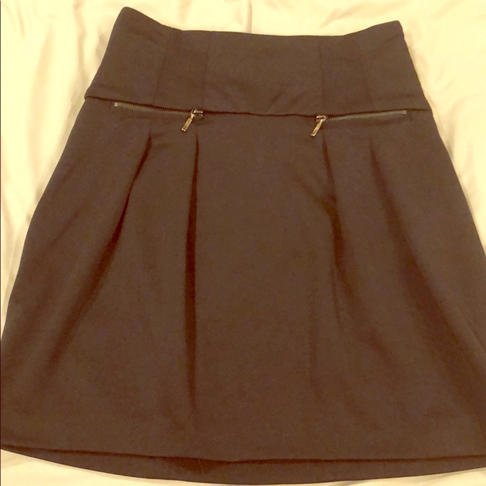 Black tulip mini skirt